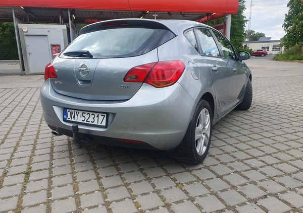 Opel Astra cena 20500 przebieg: 218000, rok produkcji 2010 z Czyżew małe 172